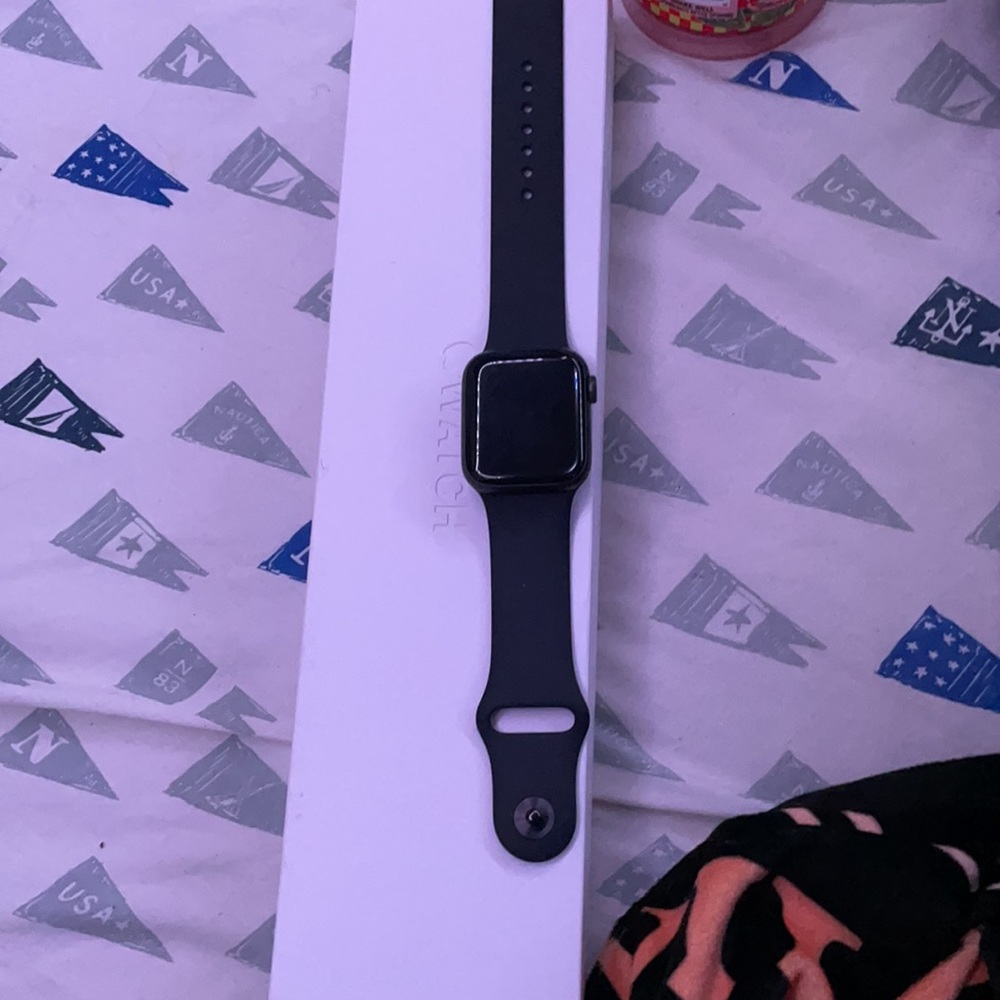 Apple Watch - Picture 3 of 3